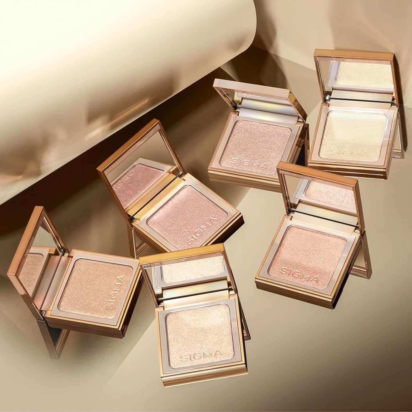 Sigma Beauty Highlighter Makeup – Illuminating Highlighting Powder for Face, Sheer Glimmer Face Highlighter for Cheeks, Cupid’s Bow, & Brow Bone (Twilight, Pinky Quartz Metallic)
