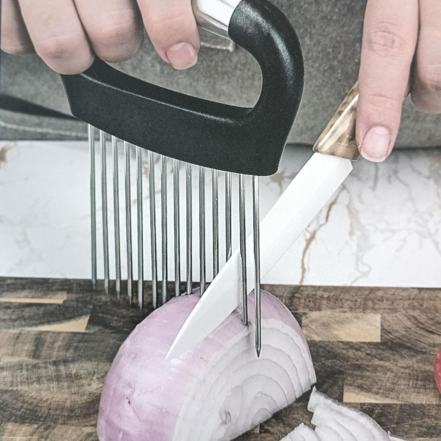 Stainless Steel Onion Slicer Holder, Onion Holder for Slicing & Onion Cutter, Tomato Slicer for Vegetables (Onions, Tomatoes, Potatoes, Avocados, Eggs), Kitchen Slicing Assistant Tool (B-1 PCS)