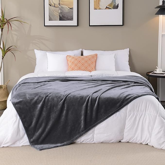 SOCHOW Flannel Fleece Blanket Throw Size, All Season Lightweight Super Soft Cozy Blanket for Bed or Couch, Grey, 50x60 inches